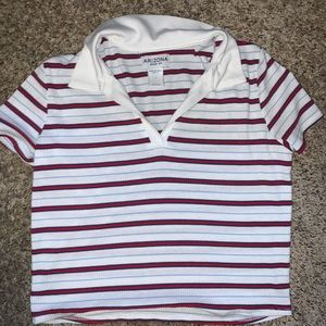 Cropped collared tee